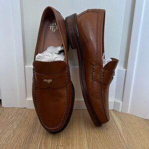 COLE HAAN PENNY LOAFERS
